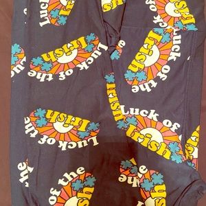 LuLaRoe TC Luck O The Irish Leggings